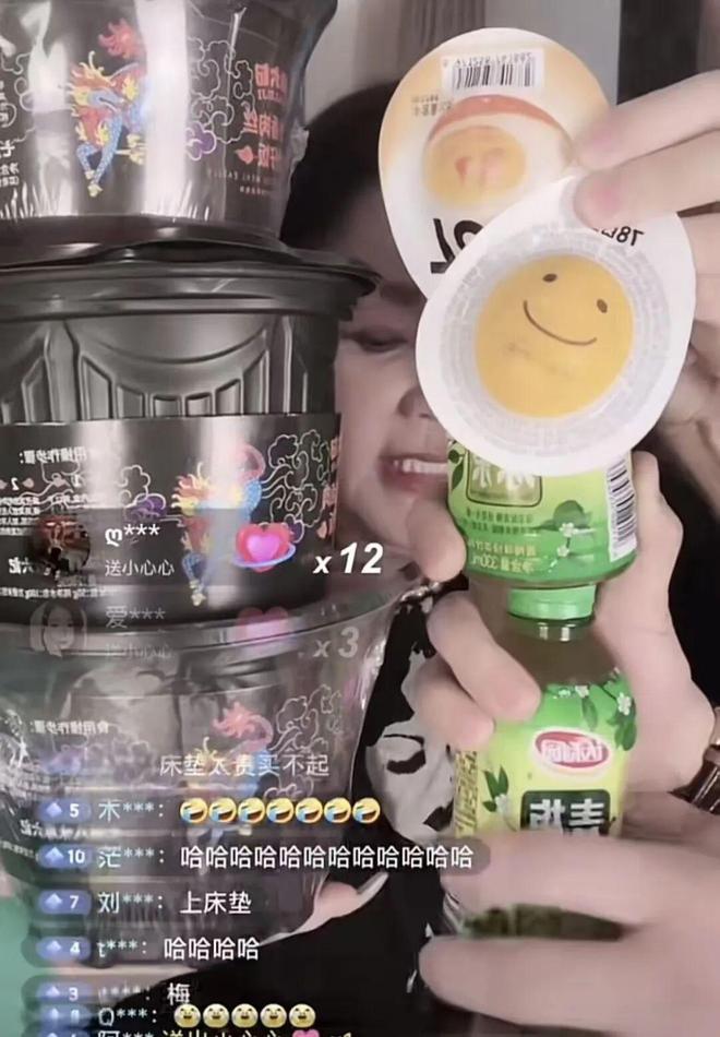 酸辣粉问题频出，汪小菲再“发疯”，麻六记也卖不动了