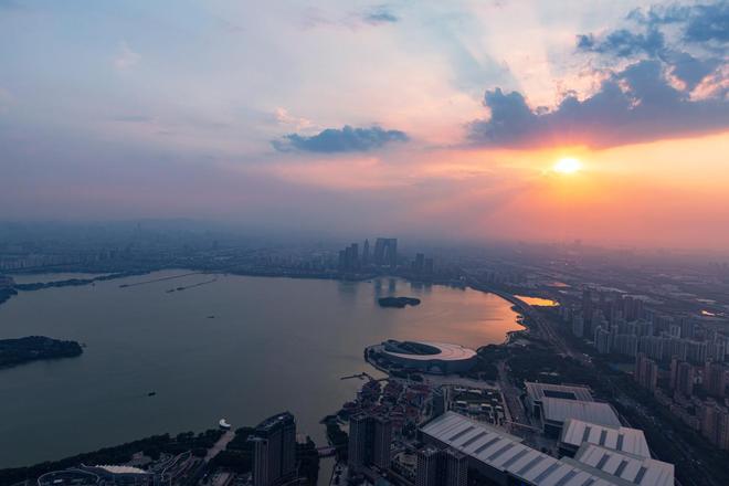 生态环境部：实施京津冀、长三角、粤港澳大湾区美丽中国先行区建设行动