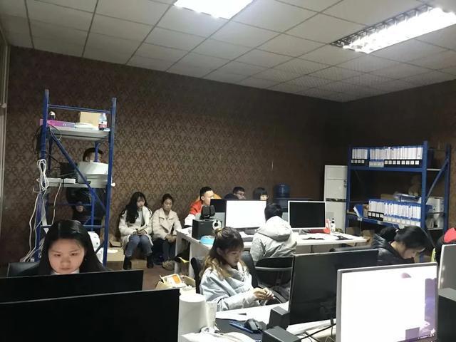 1年卖爆3个亿，四川小伙踩中3000亿市场风口，“行业远没有到顶”