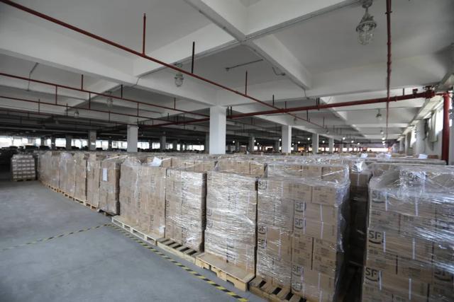 一张标签卖出10亿,快递物流背后的男人,花25年成隐形冠军 一张标签卖出10亿,快递物流背后的男人,花25年成隐形冠军