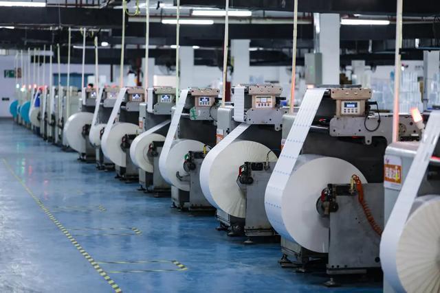 一张标签卖出10亿,快递物流背后的男人,花25年成隐形冠军 一张标签卖出10亿,快递物流背后的男人,花25年成隐形冠军