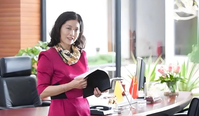 突发!广州“神秘女富豪”被抓,手握3家上市公司 突发!广州“神秘女富豪”被抓,手握3家上市公司