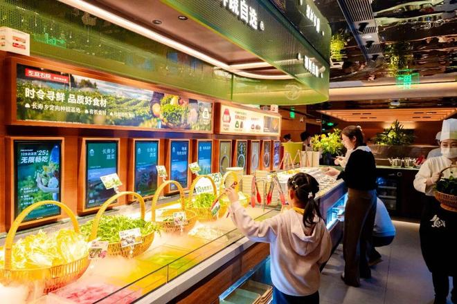 公开透明、可观可感！品牌多店齐开，火锅竞争再升级