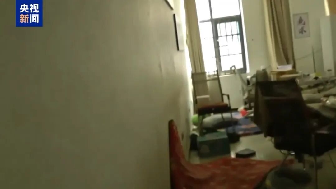 徐发启一审被判死缓，集团罪行曝光：涉案3400余起诈骗11亿余元，打死人的嫌犯挑衅民警“我承认打死了他，你有证据吗”