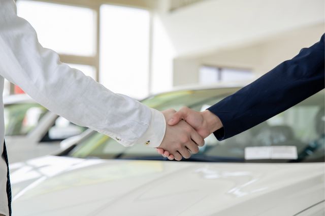 一汽牵手零跑,央企与新势力的 “股权三角” 重构中国车市格局 一汽牵手零跑,央企与新势力的 “股权三角” 重构中国车市格局