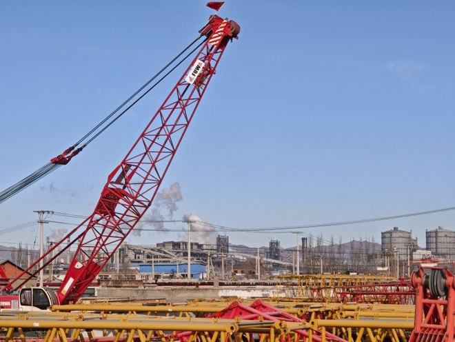 探访包钢板材厂爆炸事故现场：工人被气浪掀飞，直径数米铁球飞射数公里砸塌了一栋二层楼