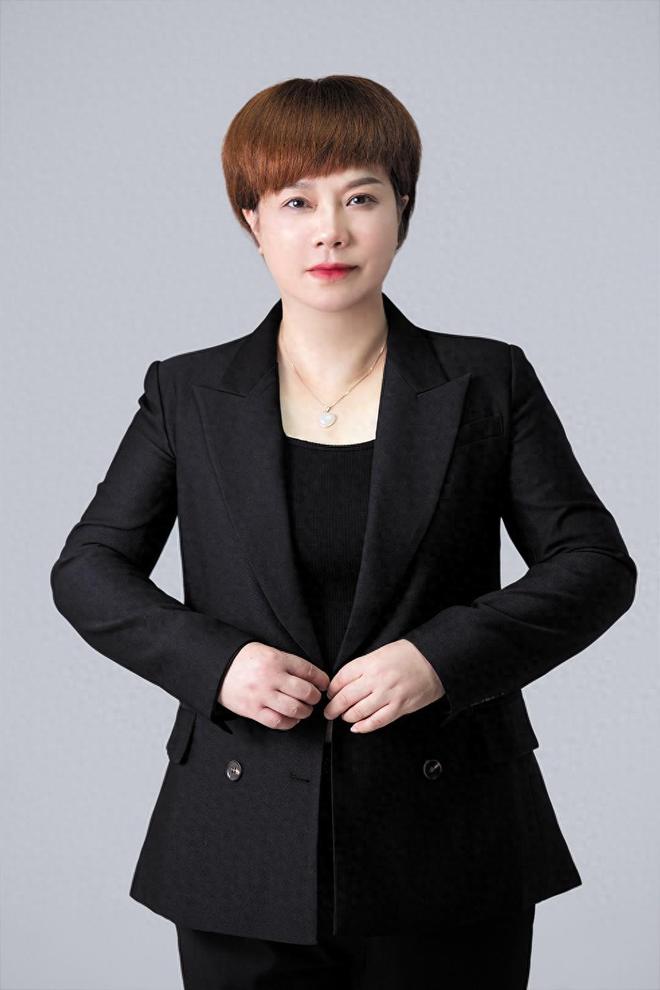 燕梳之星平安人寿杨祝云：以奋斗为笔，书写保险事业的完美答卷